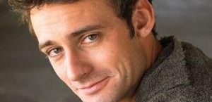 Callum Blue zagra w odcinku pilotowym